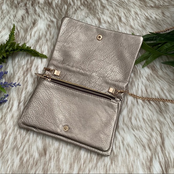 Kimchi Blue Rose Gold Metalic Crossbody Bag - Picture 13 of 13